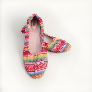 Minnetonka Women's Ballerina Multicolor, Slip On Ballet Flats Size 9.5